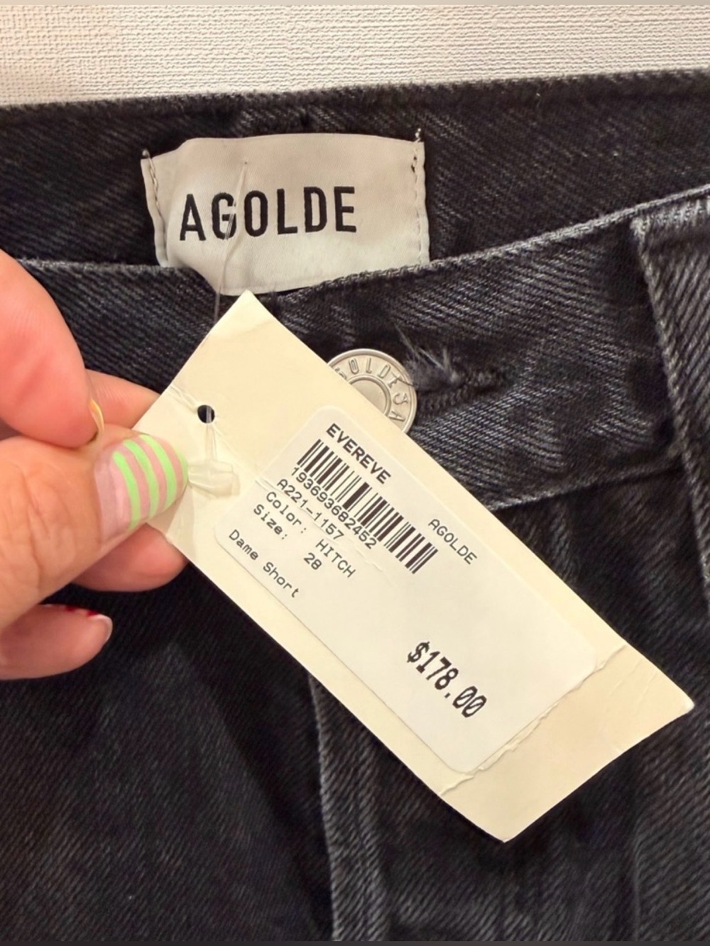 NWT AGOLDE DAME BLACK DENIM SHORTS - Picture 3 of 4
